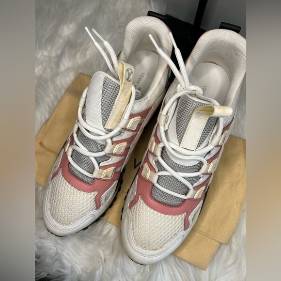 LOUIS vuitton runaway sneaker (38) - Picture 6 of 16